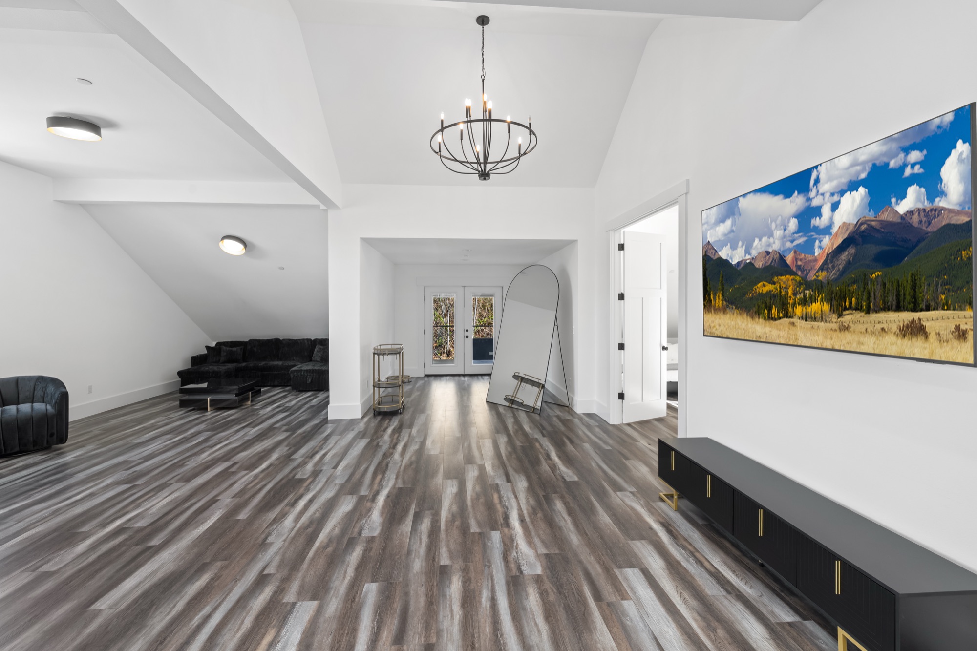 Copper Crest estate — gallery image 20